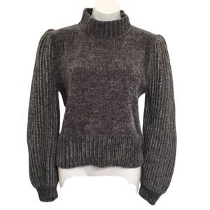Versona gray with metallic accent stitching sweater